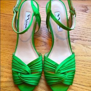 Nina Satin Peep Toe Low Heel Strappy Sandals 8.5